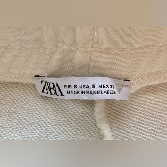 White Drawstring High-Waist  Shorts from Zara - Picture 3 of 3